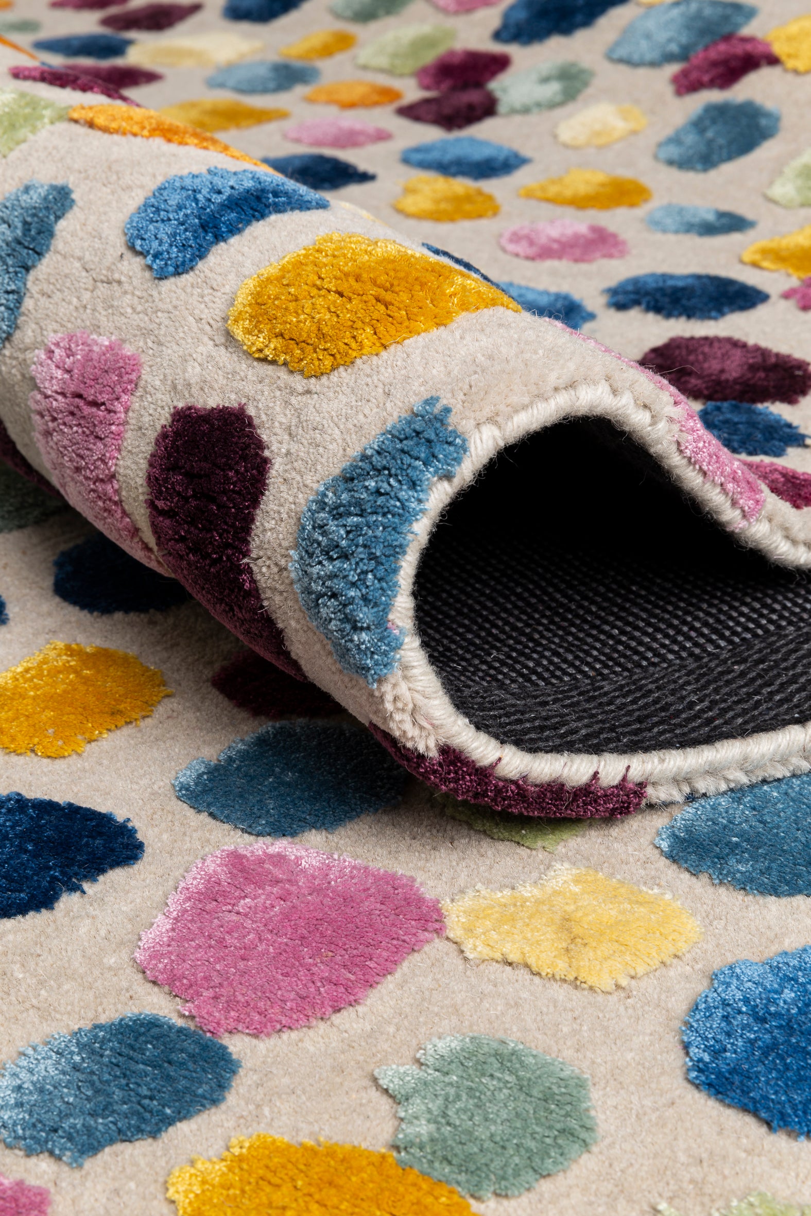 Ligne Pure Dotted 246.001.990 Rug