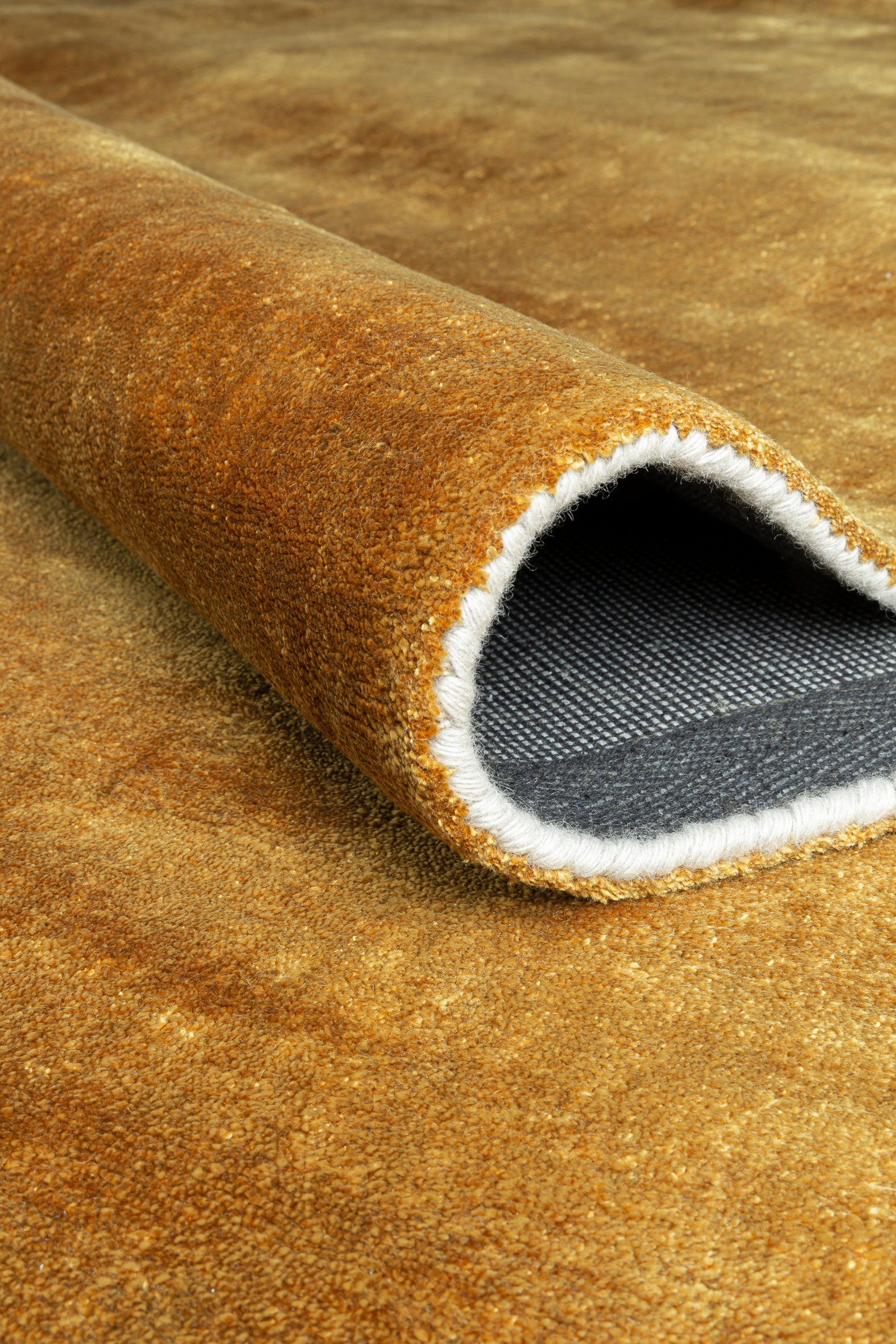 Ligne Pure Glow 253.001.700 Rug