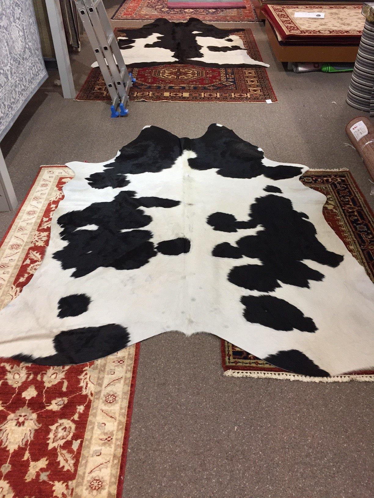 Medium/Large Black/White Cow Hide - The Rug Loft rugs ireland