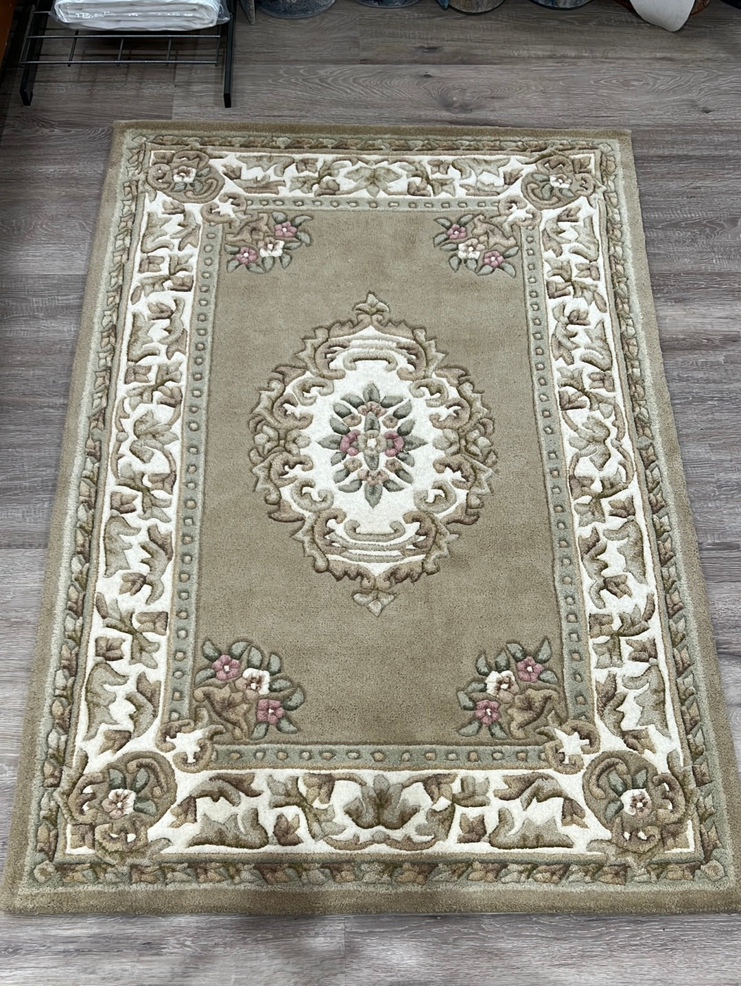 Taj Beige/Cream 100% Wool Rug